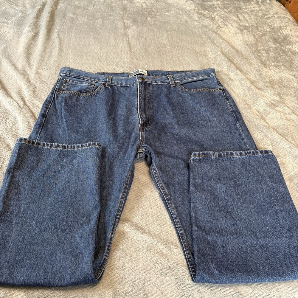 Levi Strauss Signature Mens Jeans Size 42X30 Regular Fit Denim 100% Cotton
